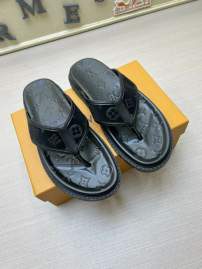 Picture of Louis Vuitton Slippers _SKULVsz38-46jyh0713783
